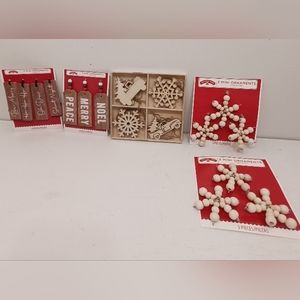 New wood Christmas ornament lot of 5